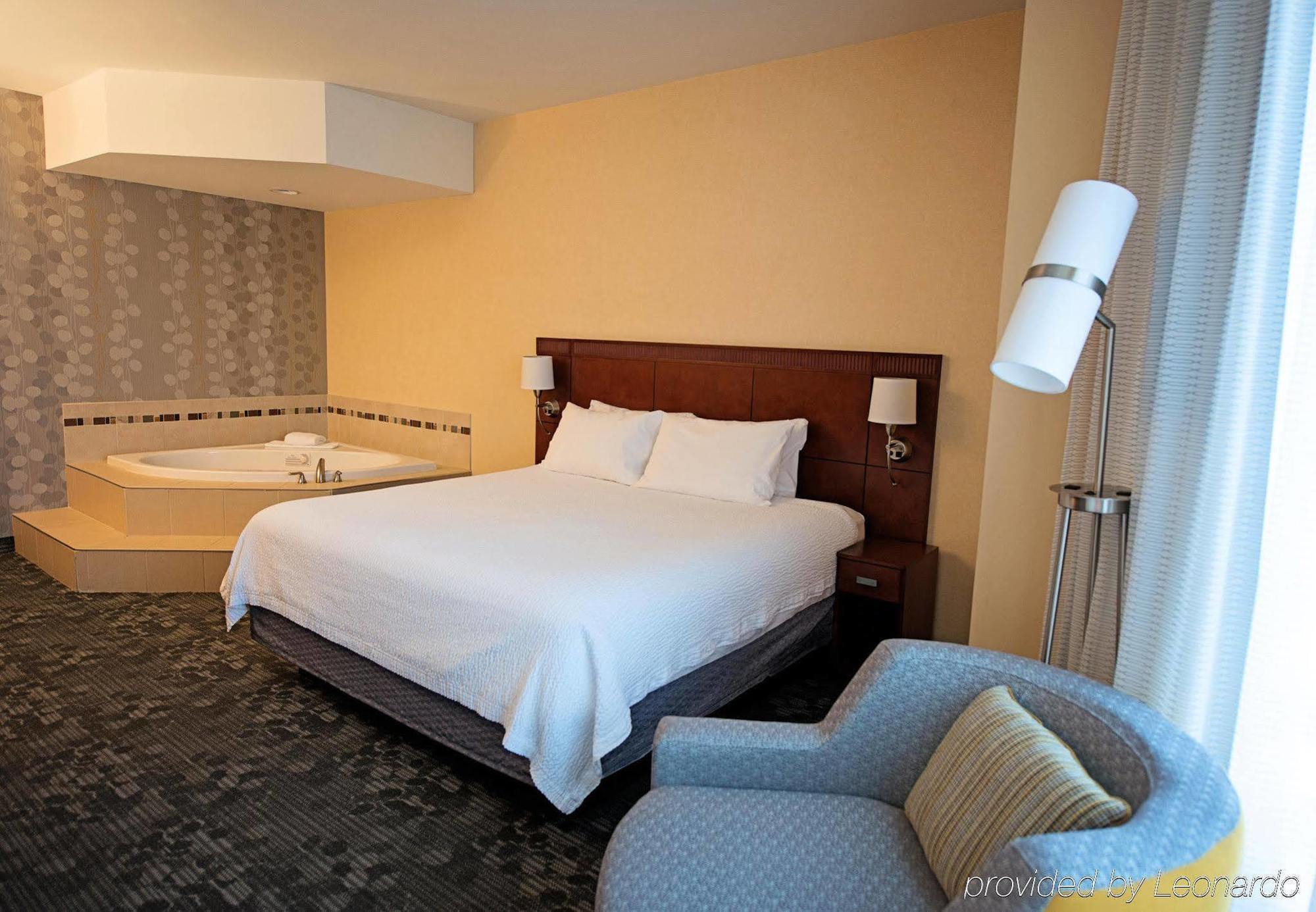 Courtyard By Marriott Halifax Downtown Ξενοδοχείο Εξωτερικό φωτογραφία
